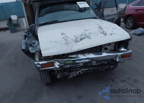 1989 Toyota Pickup Cab Chassis Super Long Wb из США, поврежденный, VIN JT5VN94T2K0006090